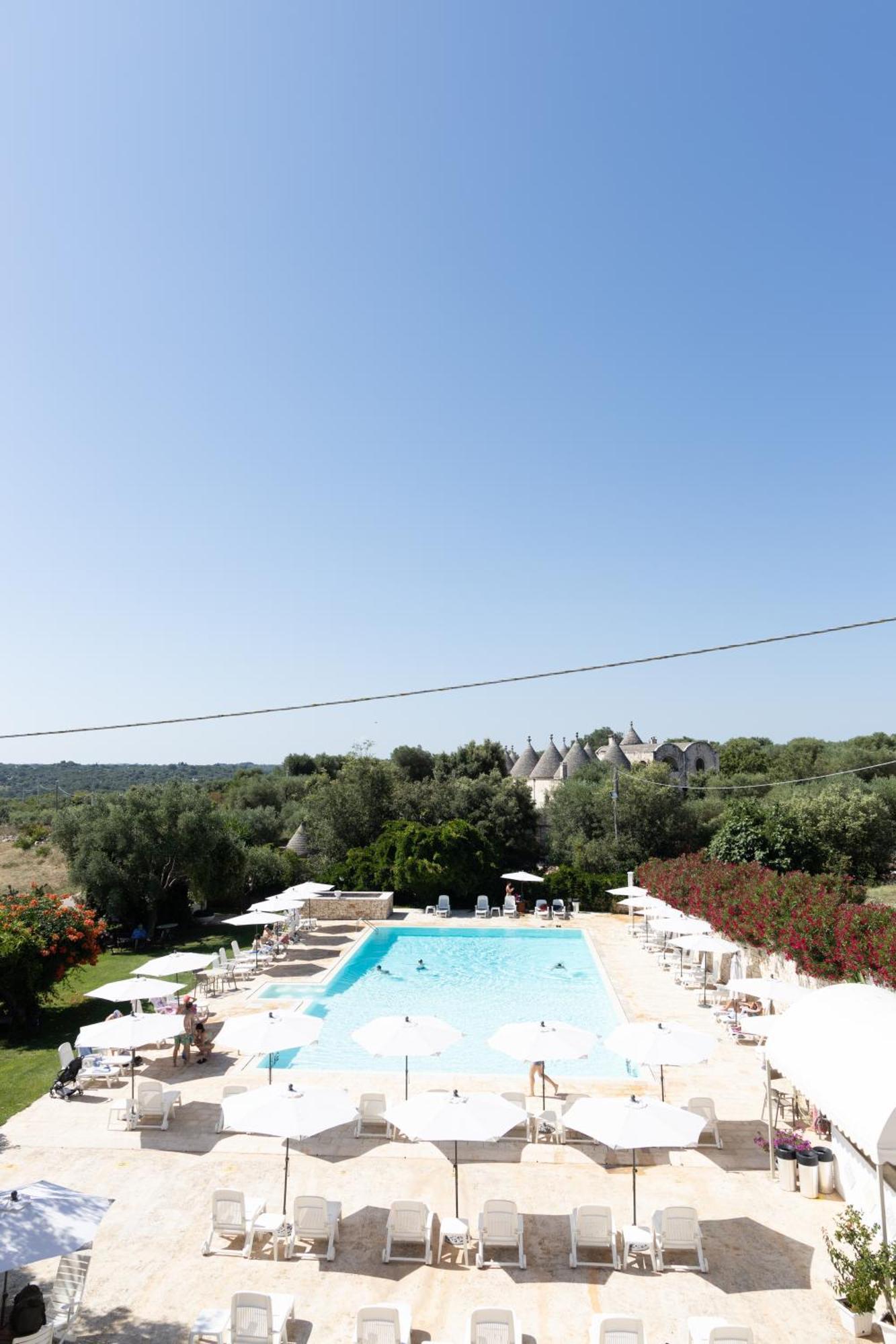 Residenza Aurora Aparthotel Ostuni Buitenkant foto