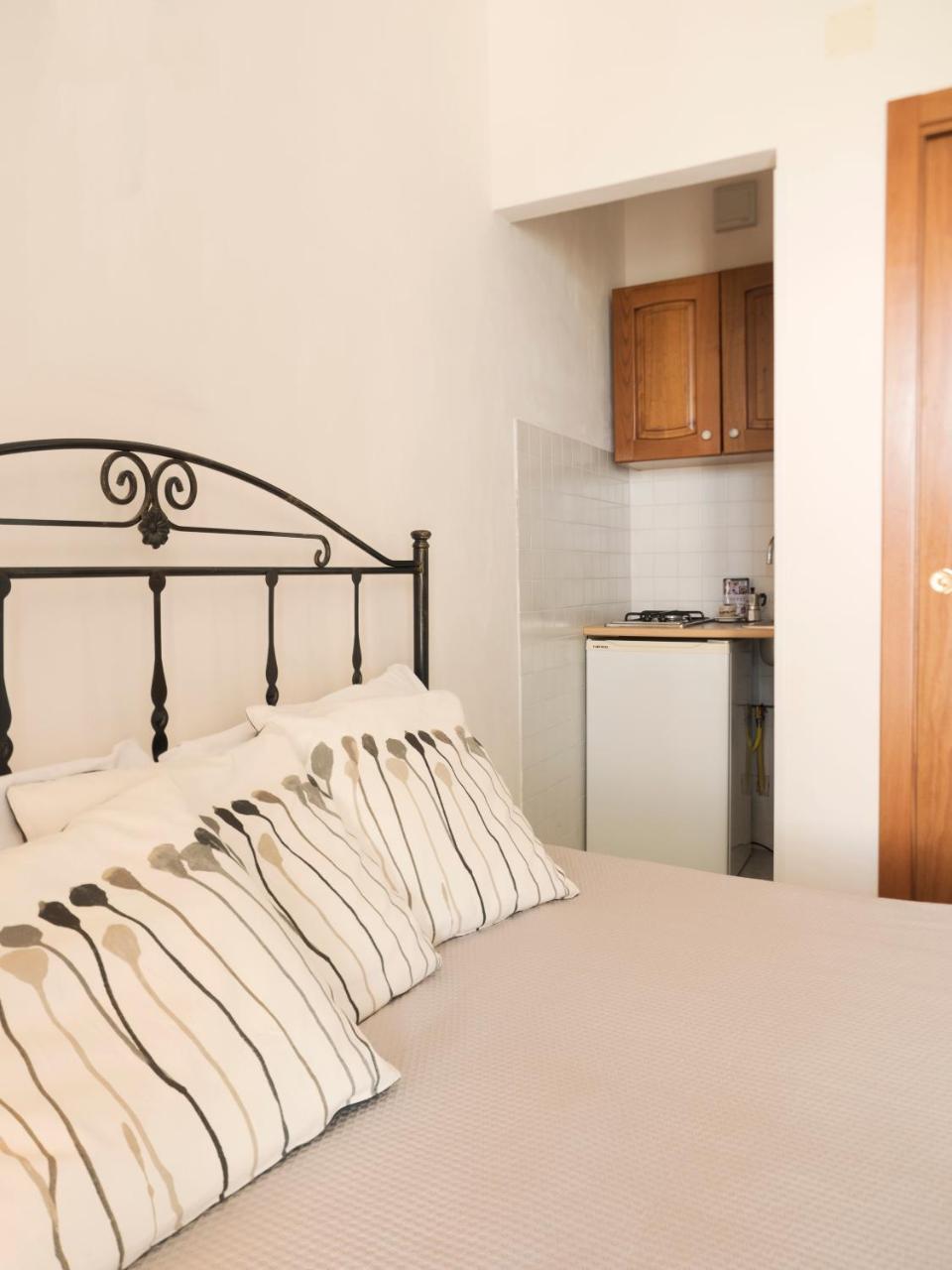 Residenza Aurora Aparthotel Ostuni Buitenkant foto